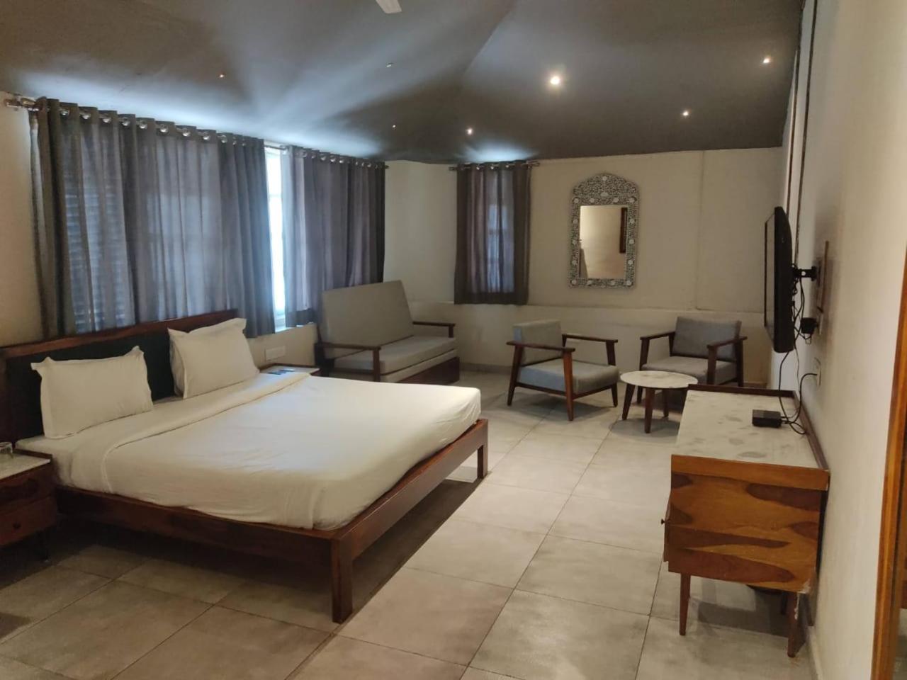 The Artist House Udaipur Hotel Ngoại thất bức ảnh